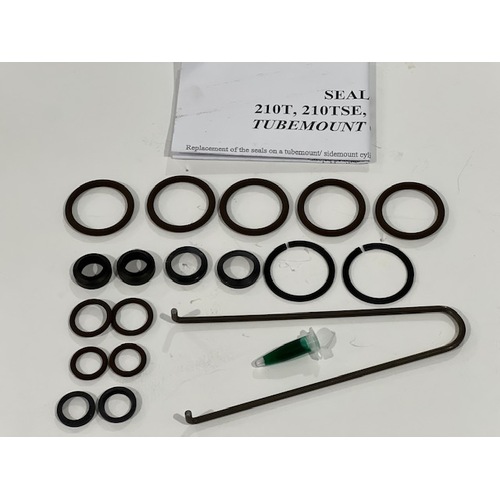 Hydrive Seal Kit SK210T - (For 210T & 210TE Side Mount Cylinders)